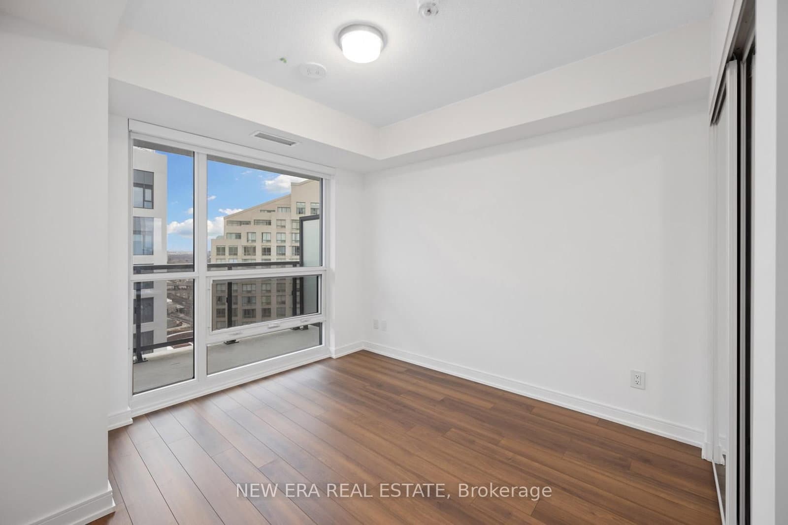 30 Samuel Wood Way, Unit 1907 thumbnail 11
