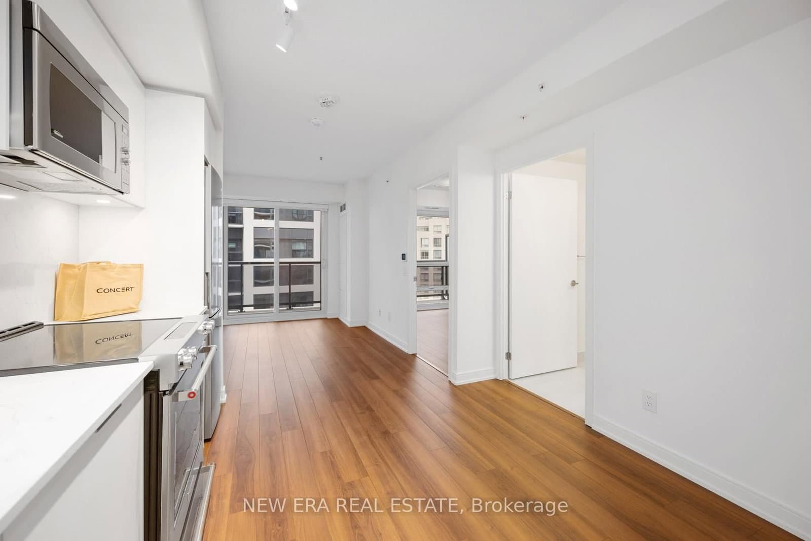 30 Samuel Wood Way, Unit 1907 thumbnail 3