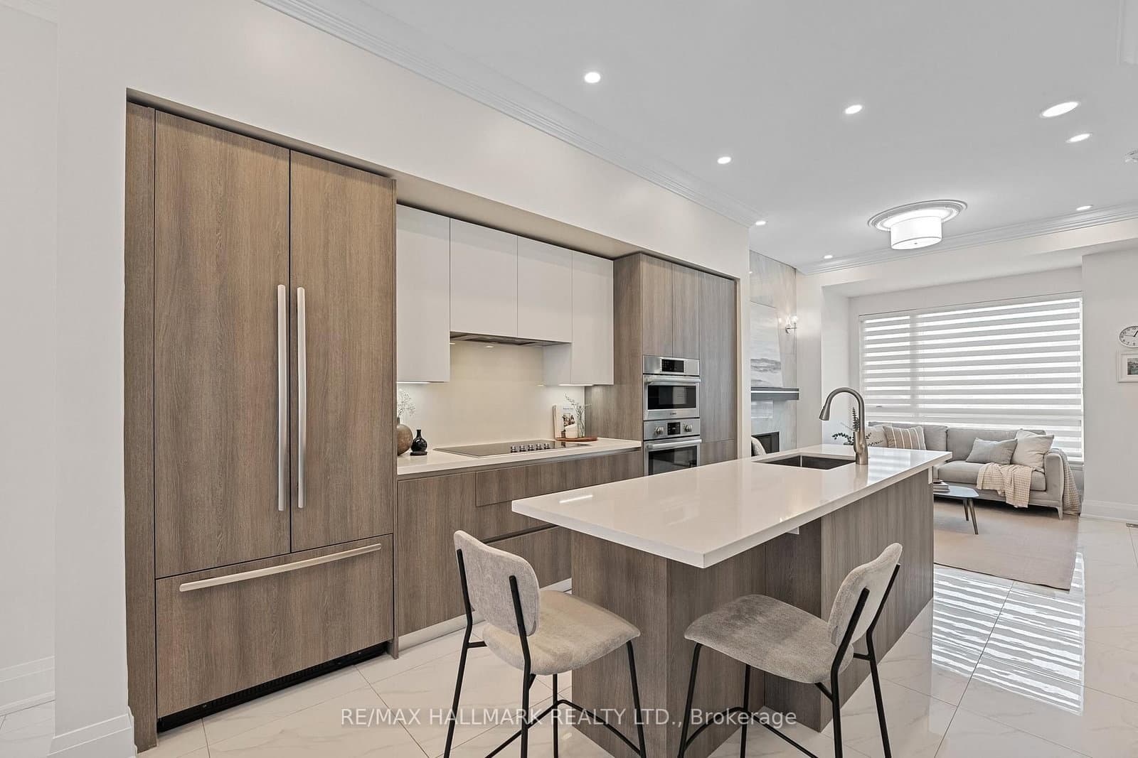 129 High Street W thumbnail 11