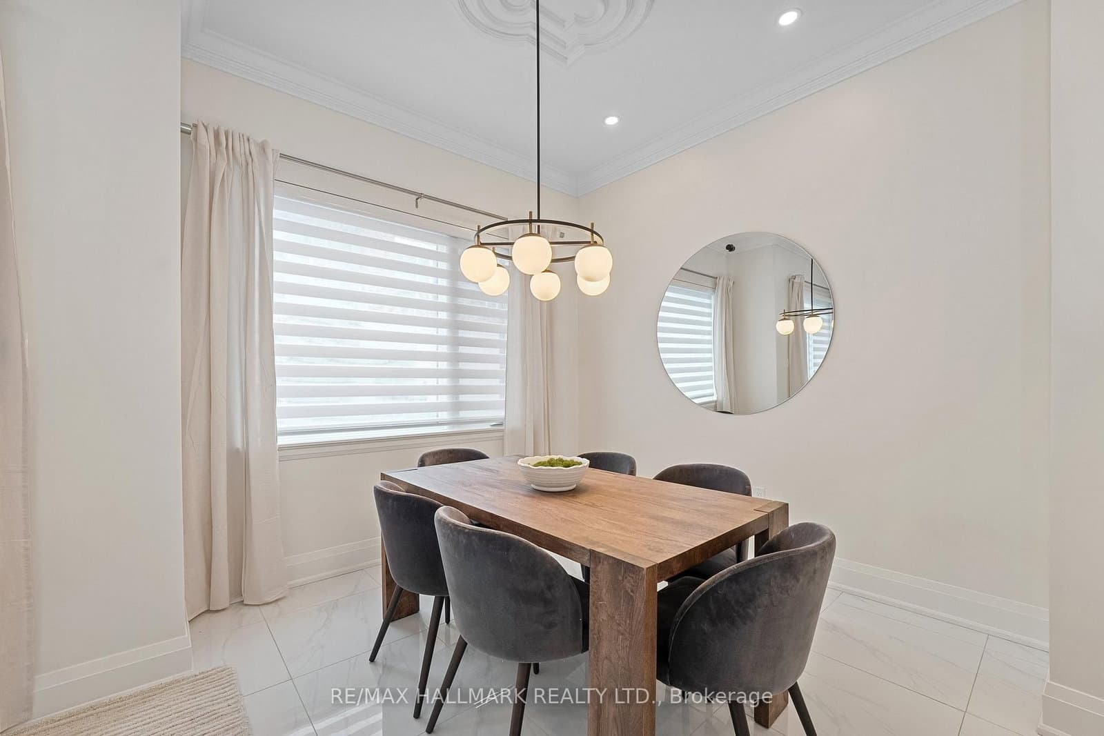 129 High Street W thumbnail 17