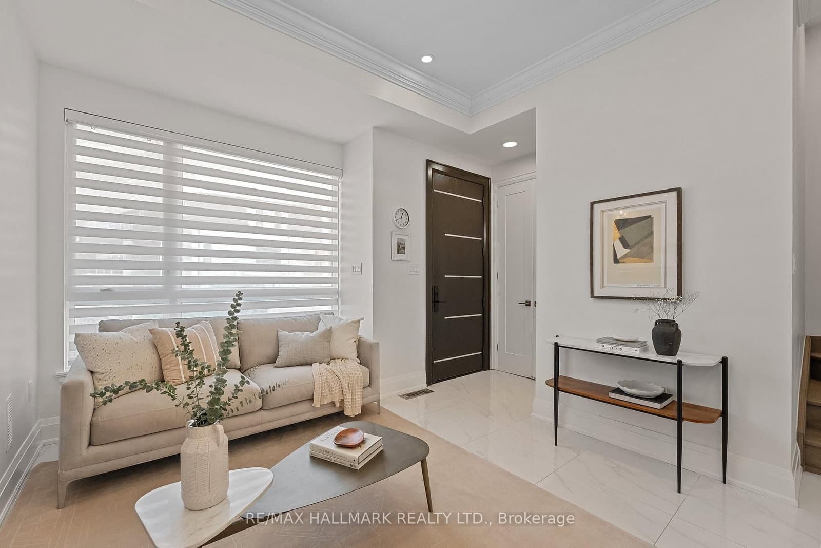 129 High Street W thumbnail 7