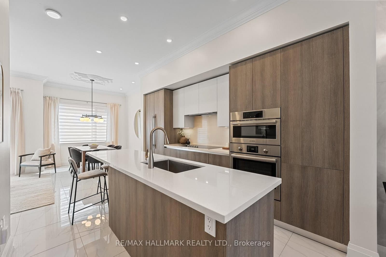 129 High Street W thumbnail 9