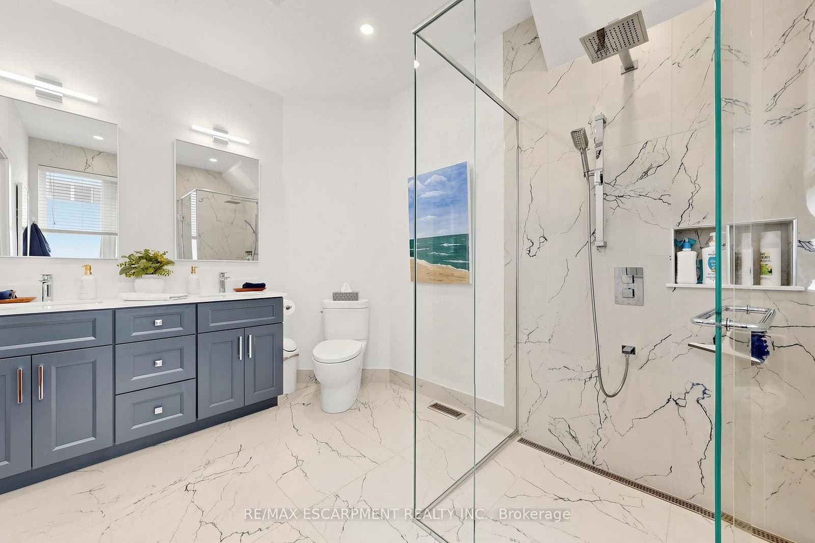 4176 Saunders Crescent thumbnail 19