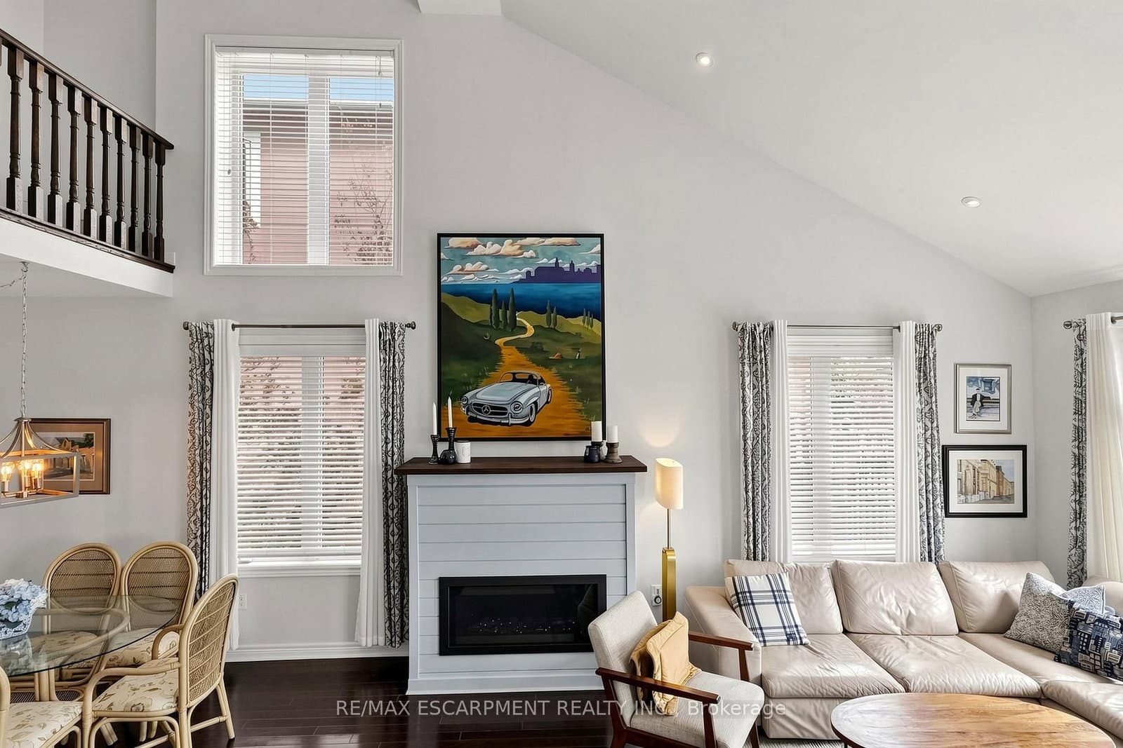 4176 Saunders Crescent thumbnail 24