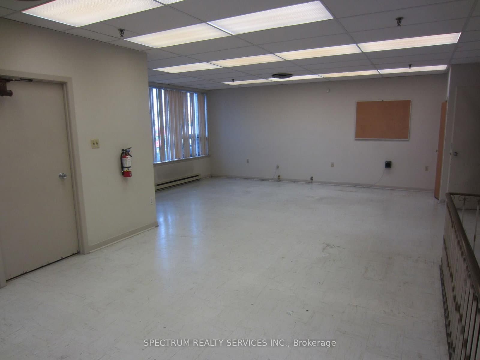 76 Signet Drive, Unit Unit A thumbnail 6