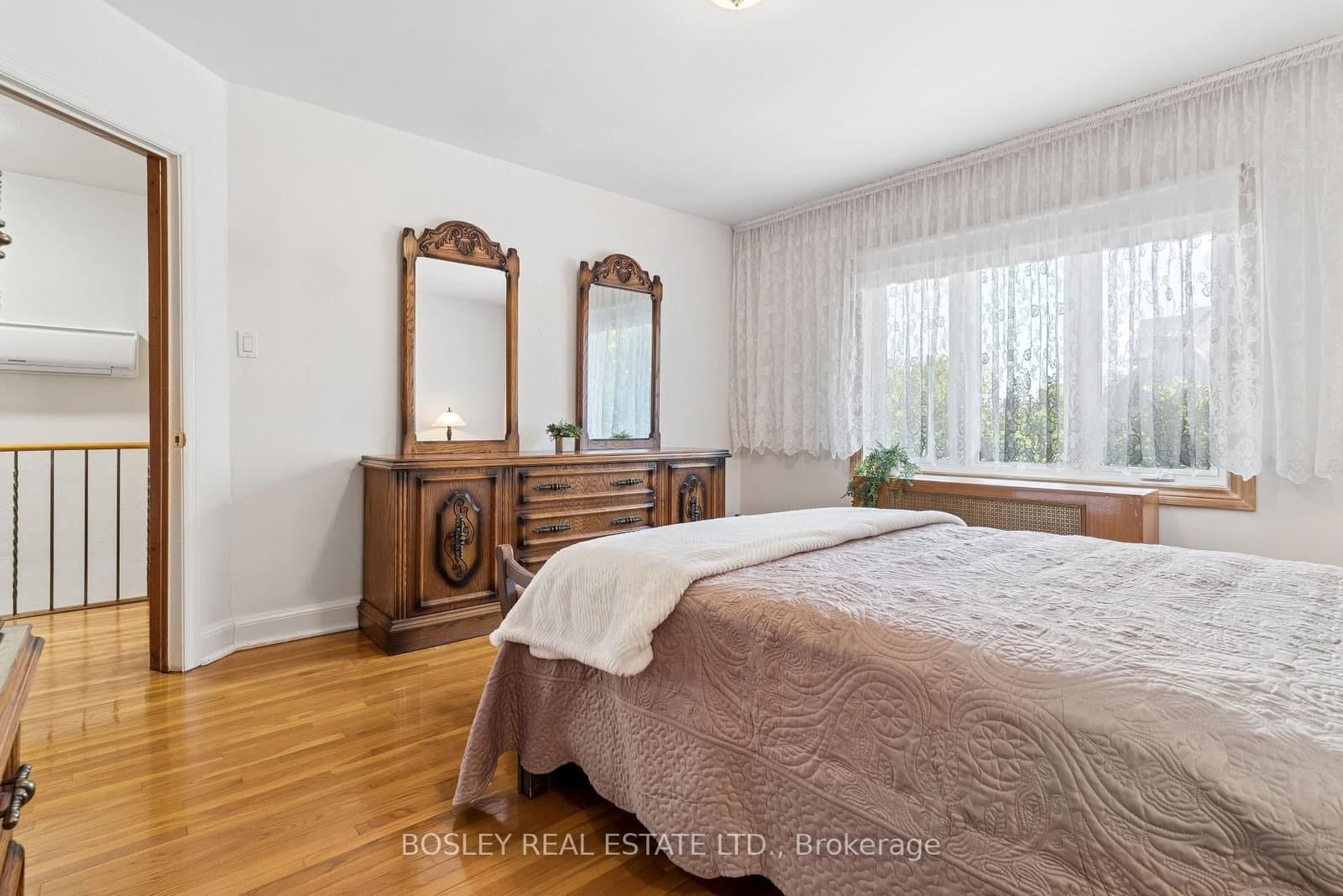 96 Macdonald Avenue thumbnail 27
