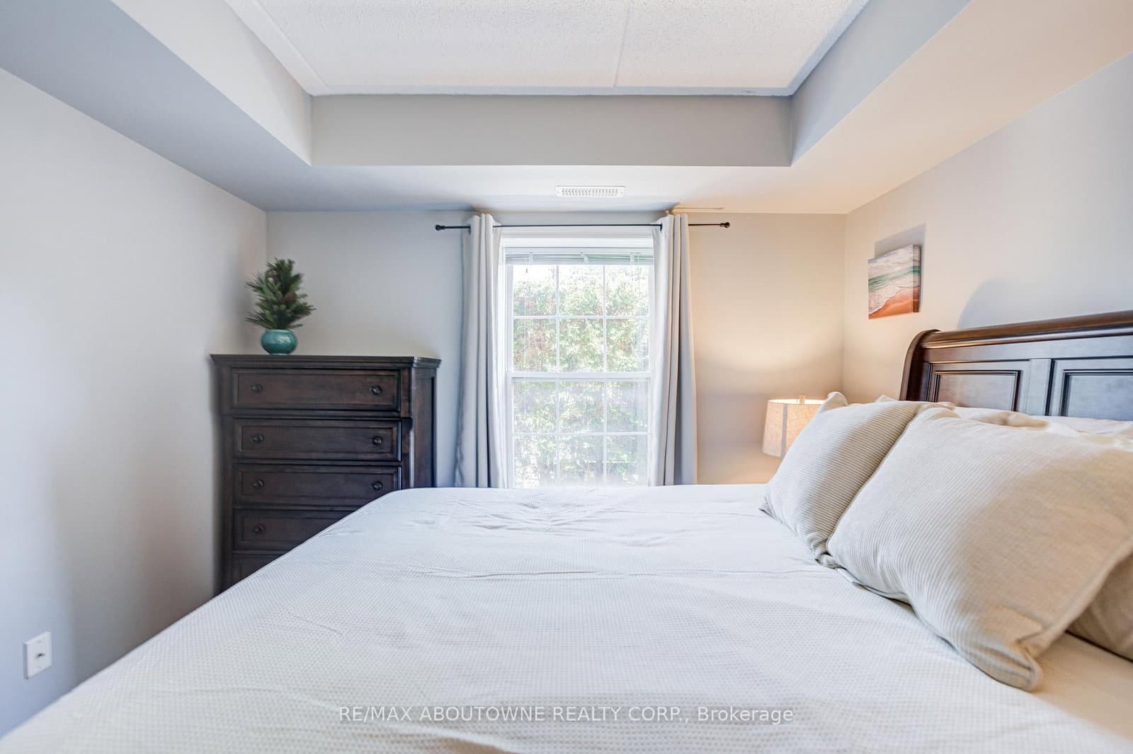 1470 Bishops Gate, Unit 104 thumbnail 17