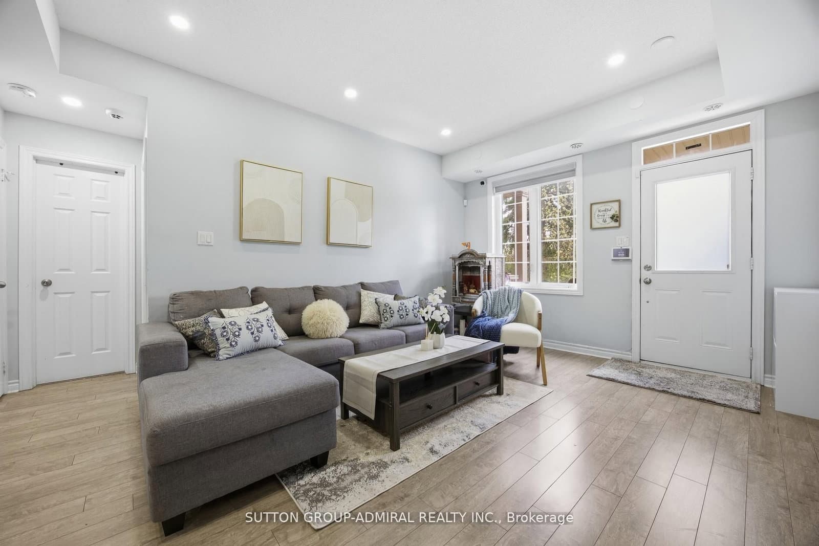 180 Howden Boulevard, Unit 56 thumbnail 4