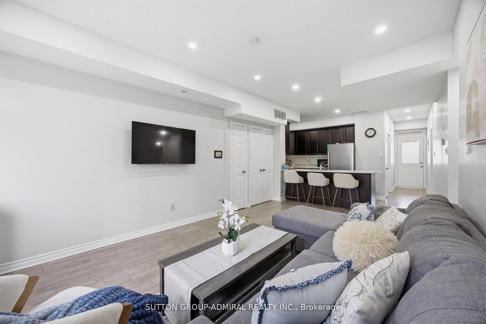 180 Howden Boulevard, Unit 56 thumbnail 7