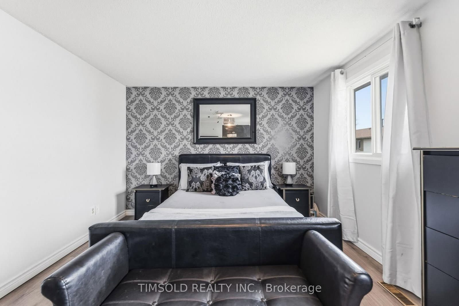 57 Hansen Road N, Unit 29 thumbnail 17