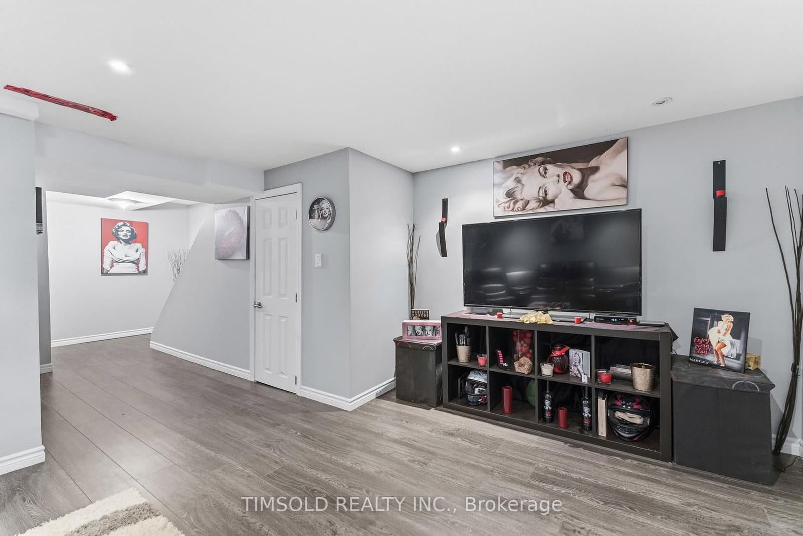 57 Hansen Road N, Unit 29 thumbnail 26
