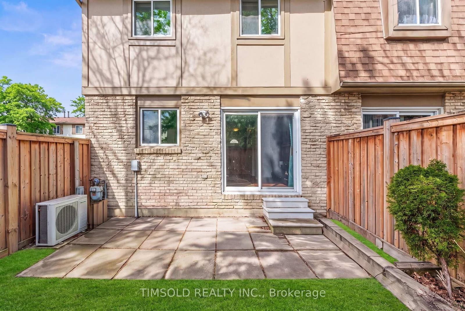 57 Hansen Road N, Unit 29 thumbnail 28