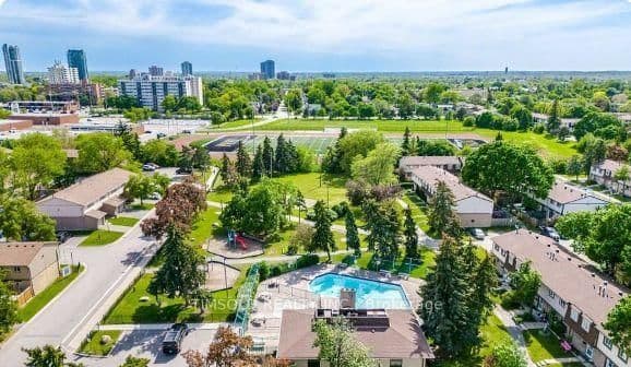 57 Hansen Road N, Unit 29 thumbnail 34