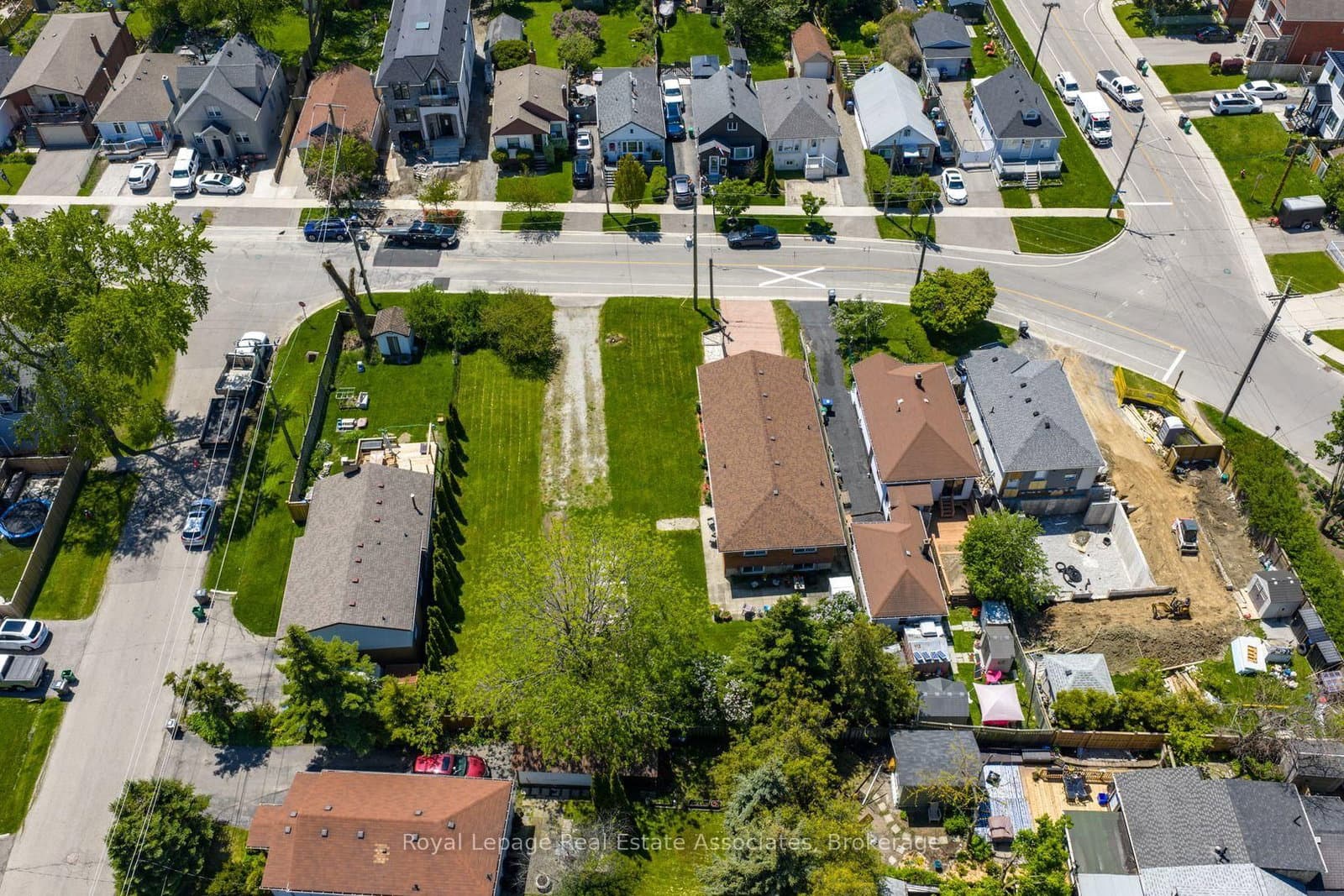 1063 Alexandra Avenue thumbnail 5