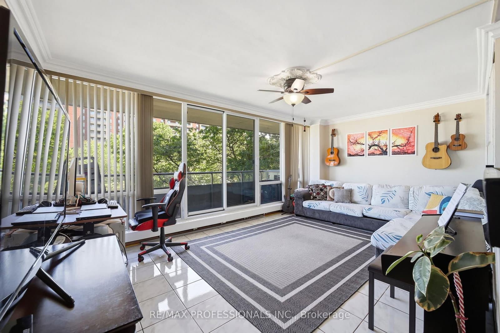 19 Four Winds Drive, Unit 204 - Image 1