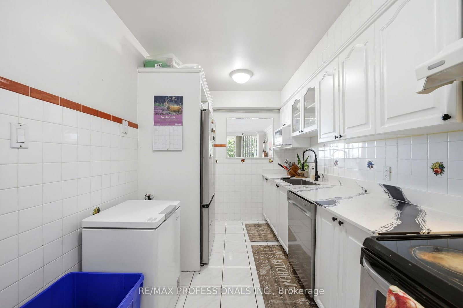 19 Four Winds Drive, Unit 204 thumbnail 13