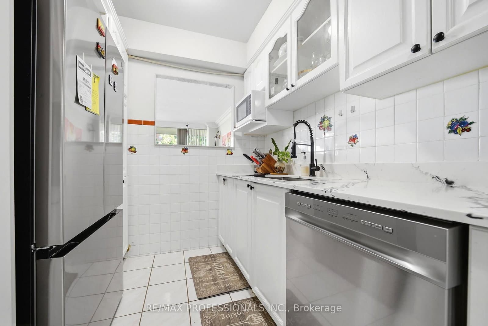 19 Four Winds Drive, Unit 204 thumbnail 16