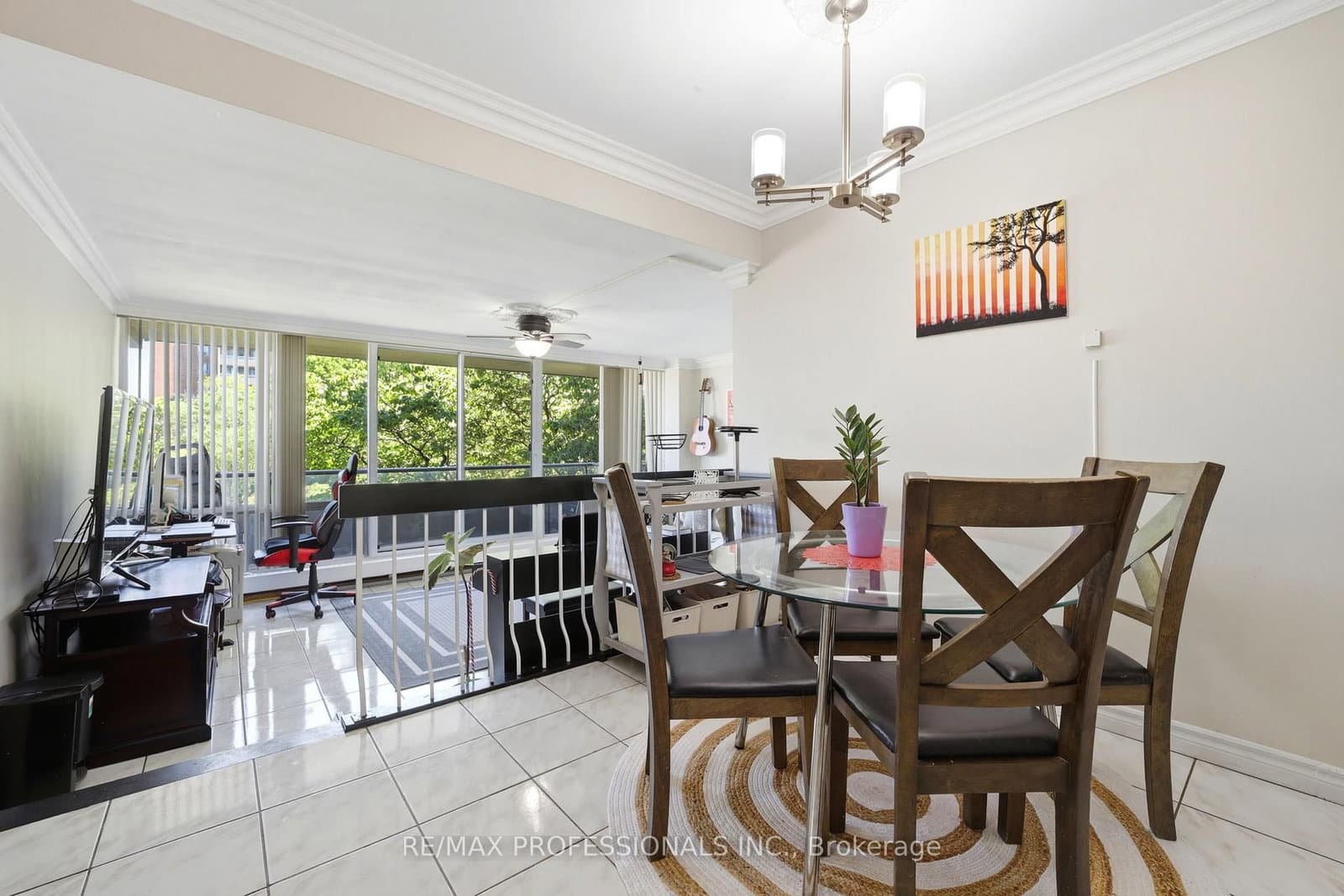 19 Four Winds Drive, Unit 204 thumbnail 7