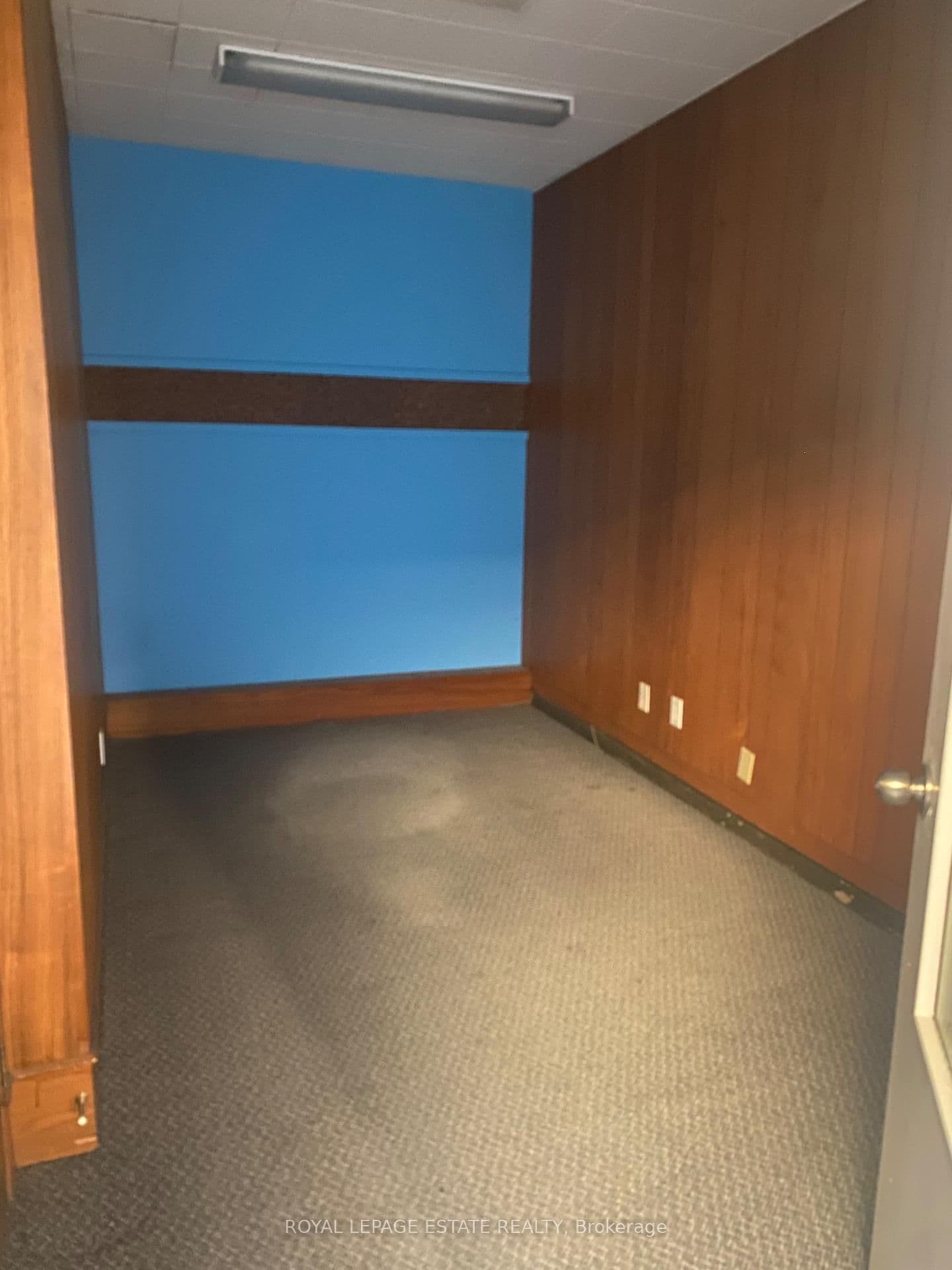 4894-4896 Dundas Street W, Unit 202A thumbnail 7