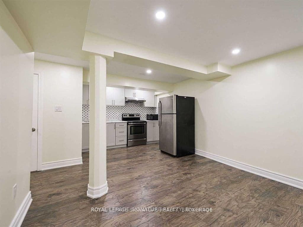 5955 Leeside Crescent, Unit Basement thumbnail 14