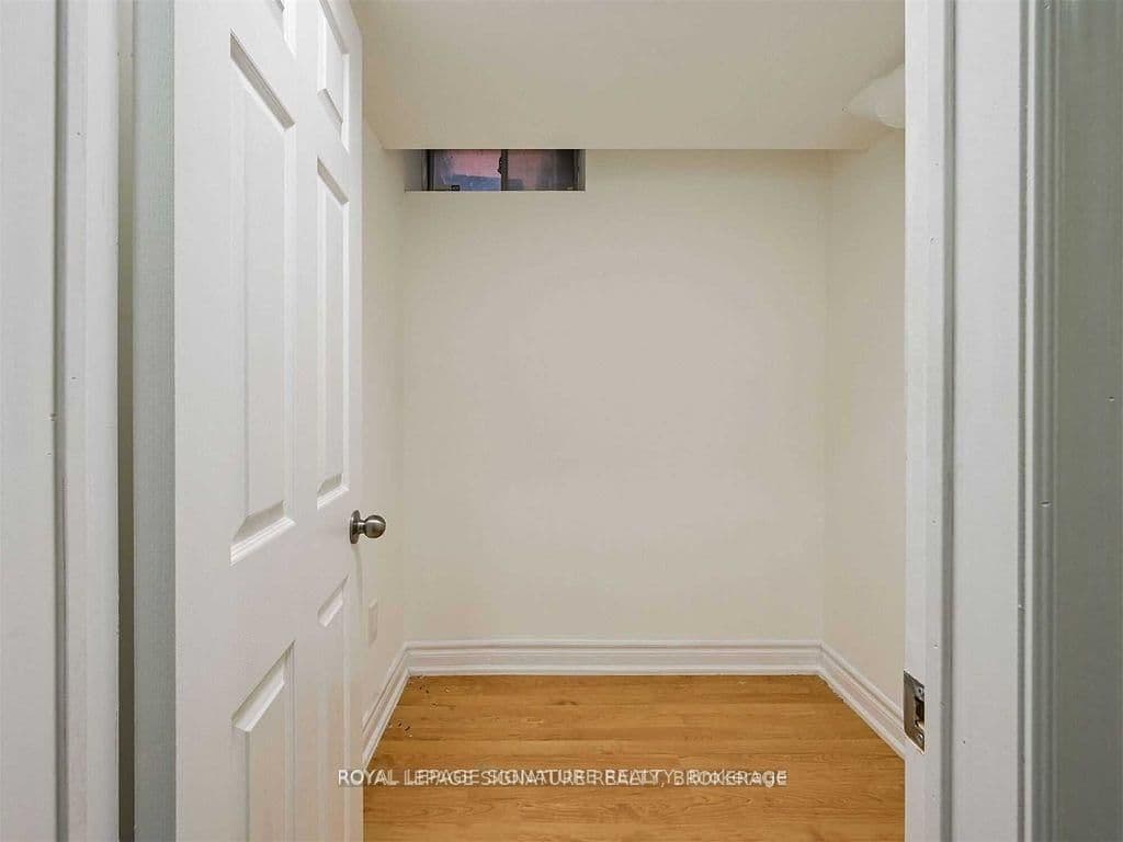 5955 Leeside Crescent, Unit Basement thumbnail 28