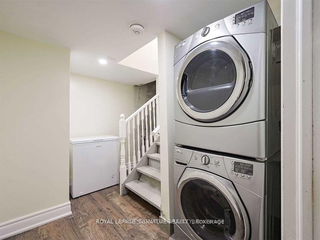 5955 Leeside Crescent, Unit Basement thumbnail 33