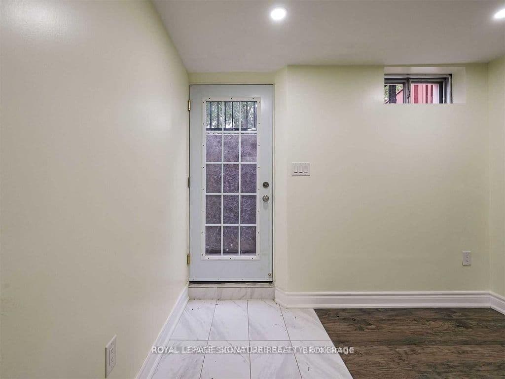 5955 Leeside Crescent, Unit Basement thumbnail 6
