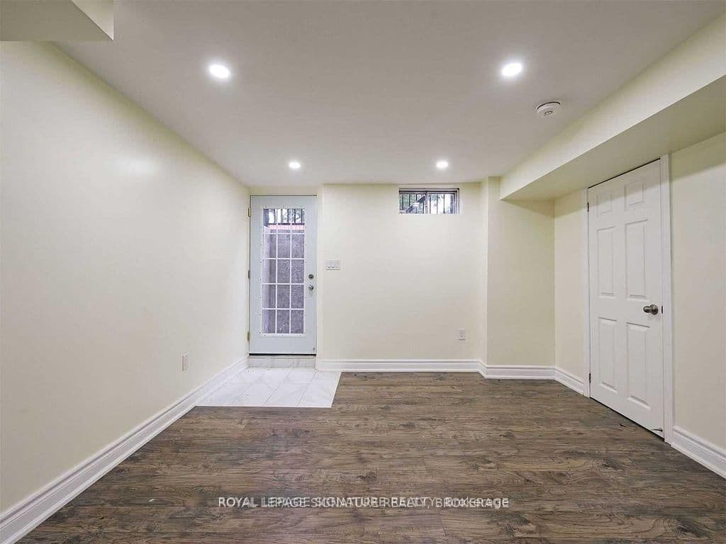 5955 Leeside Crescent, Unit Basement thumbnail 7