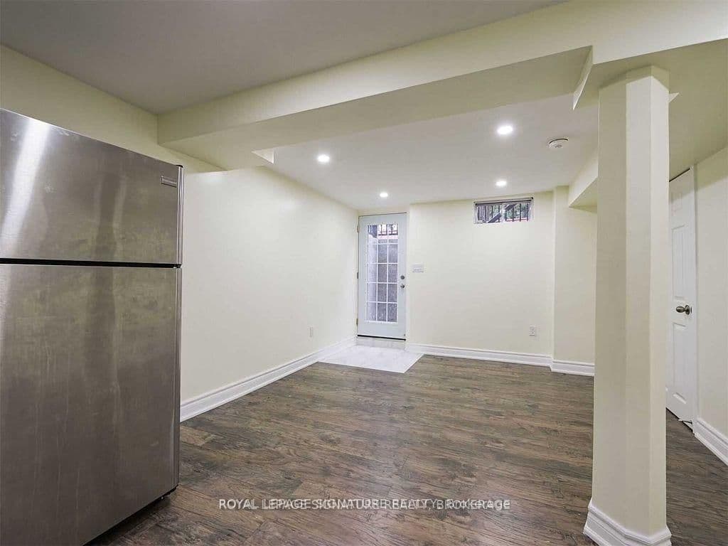 5955 Leeside Crescent, Unit Basement thumbnail 9