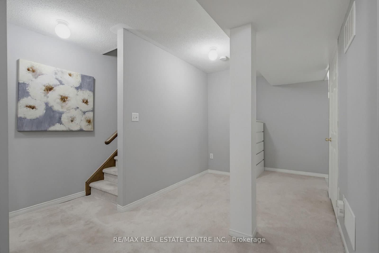 16 Gulfbrook Circle thumbnail 35