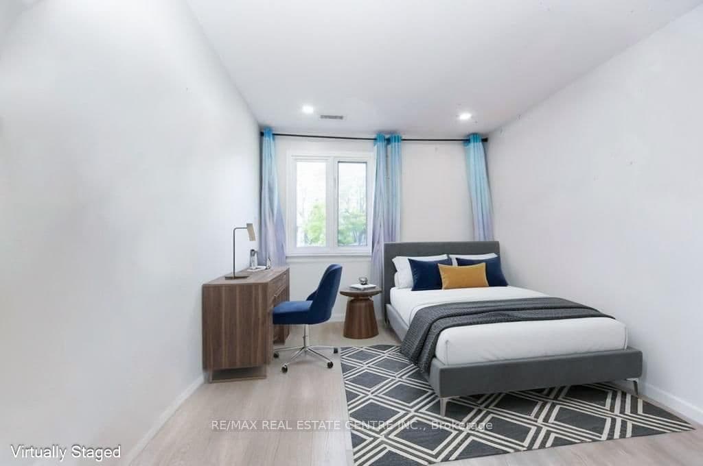 12 Greenhills Square thumbnail 25