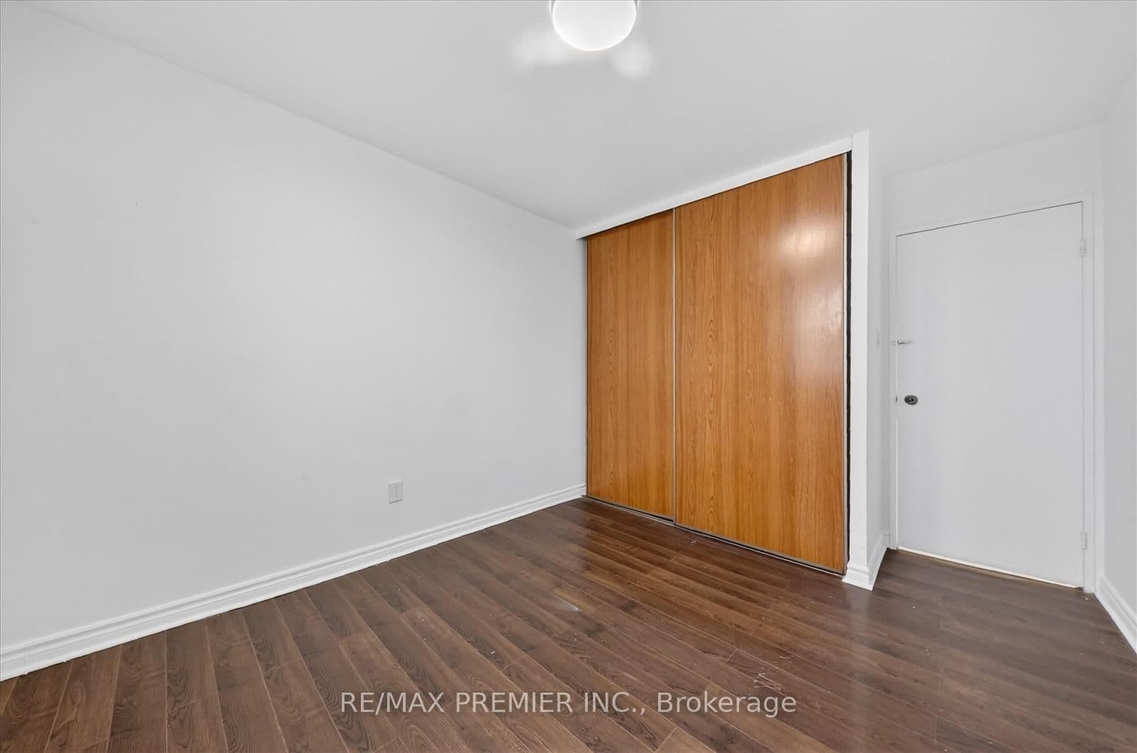 3555 Derry Road E, Unit 712 thumbnail 11