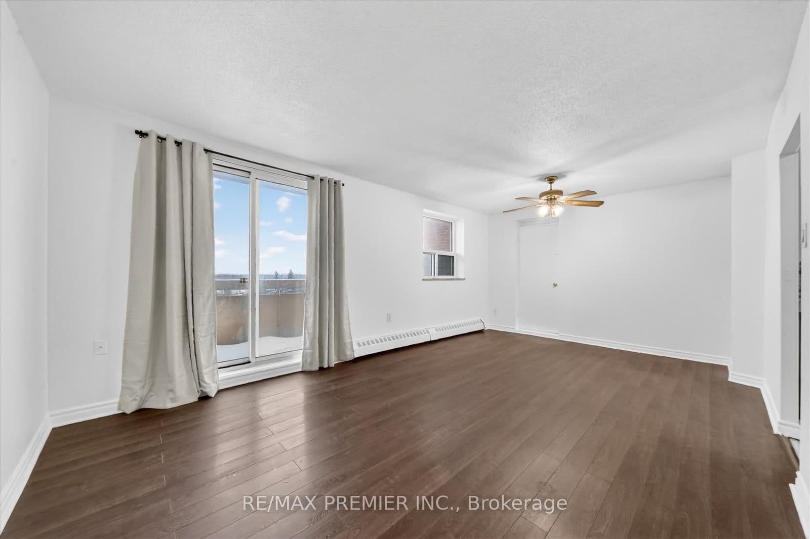 3555 Derry Road E, Unit 712 thumbnail 5