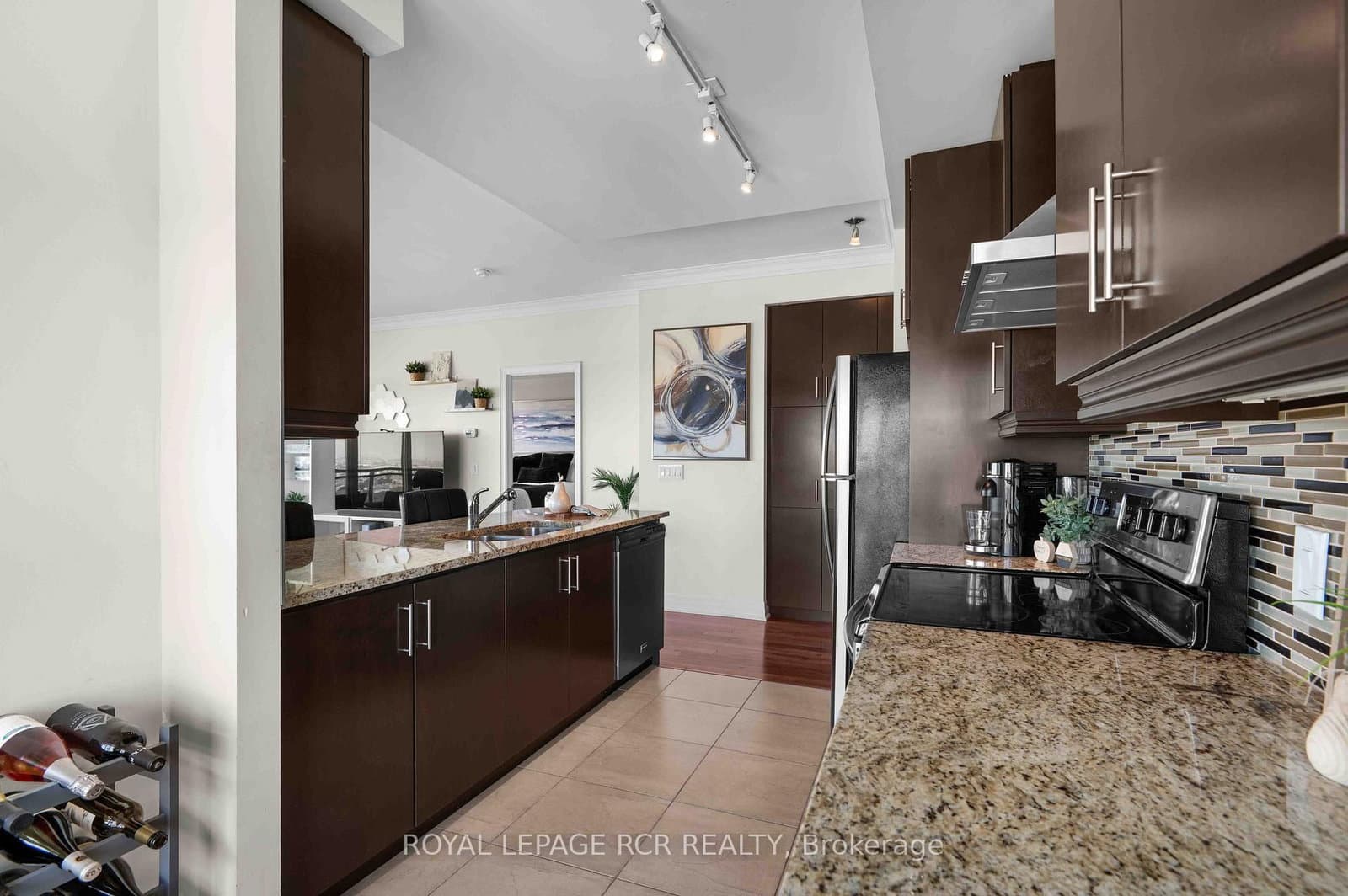 100 John Street, Unit 1702 thumbnail 16