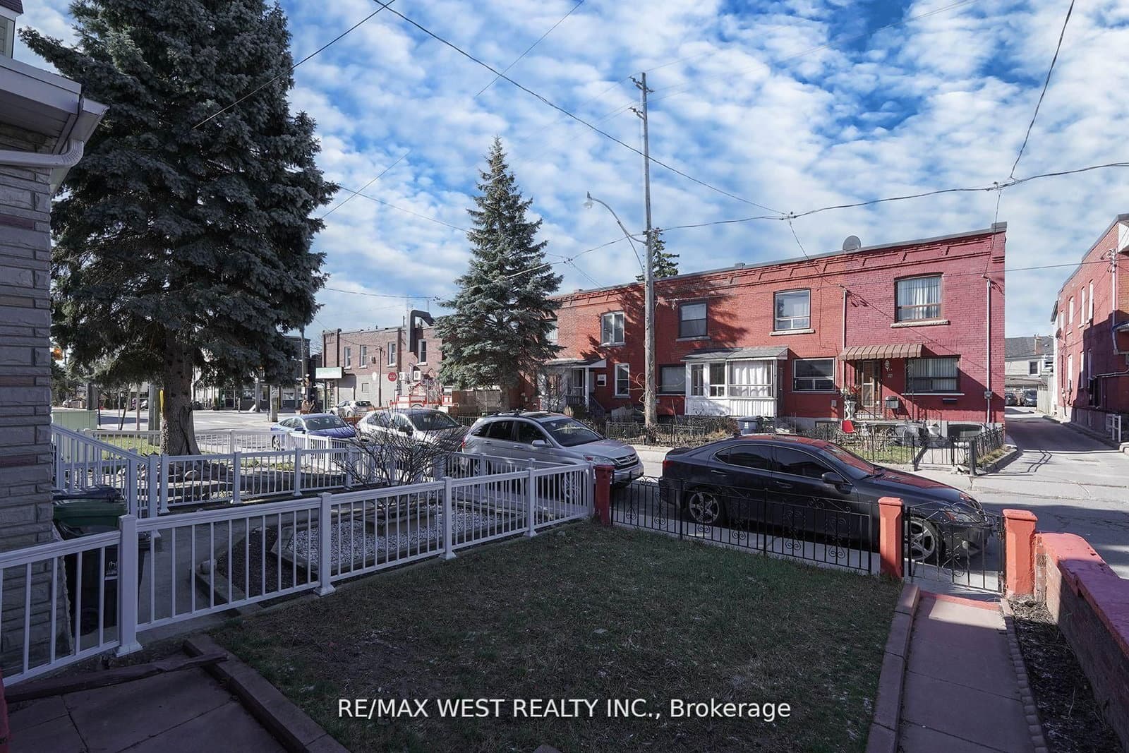 115 Edwin Avenue thumbnail 5