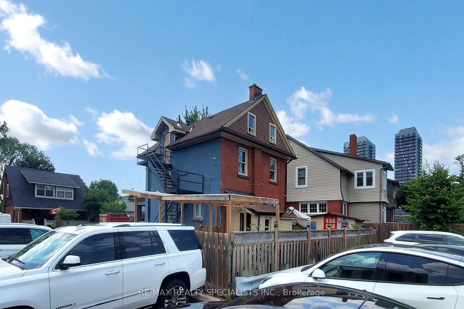 8 Mill Street N thumbnail 27