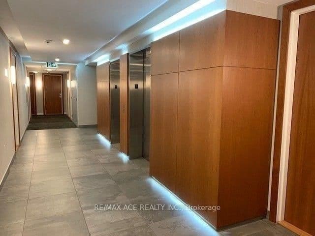 2800 Keele Street, Unit 909 thumbnail 3