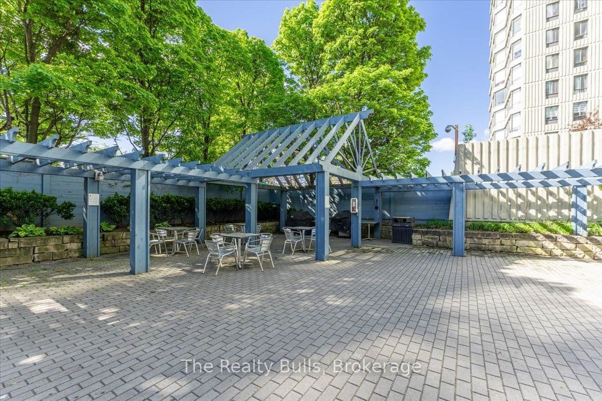26 Hanover Road, Unit 701 thumbnail 7