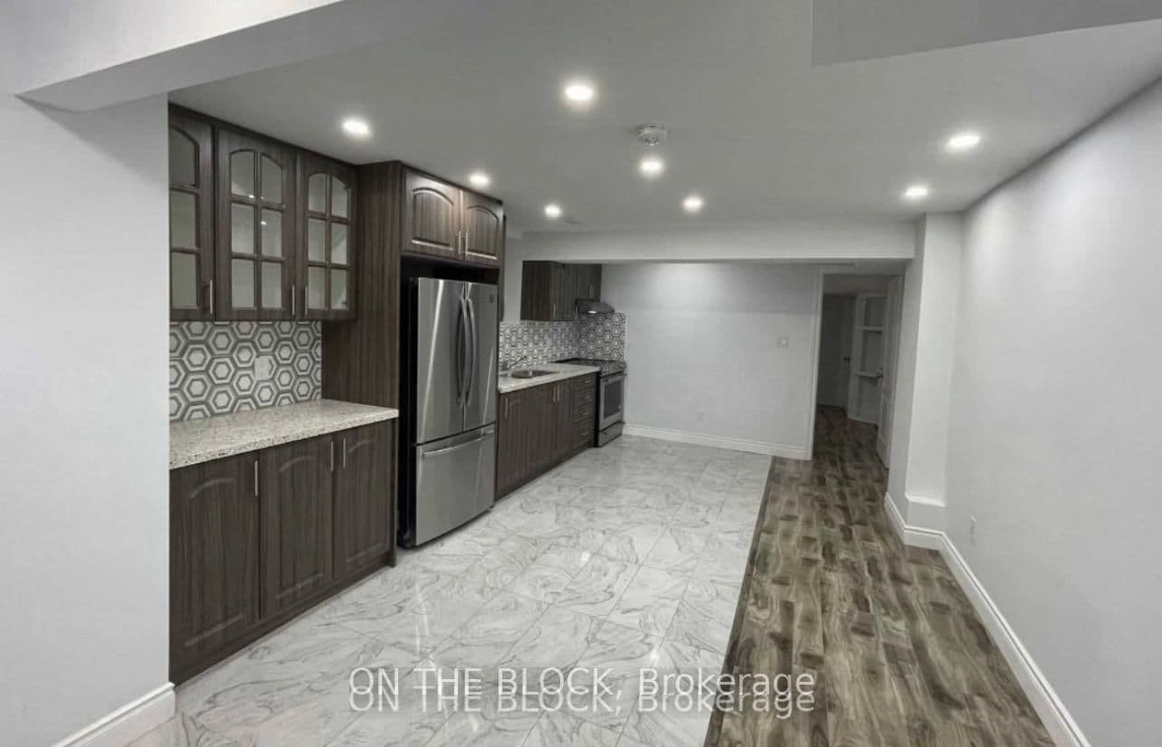 362 North Park Blvd Boulevard thumbnail 3