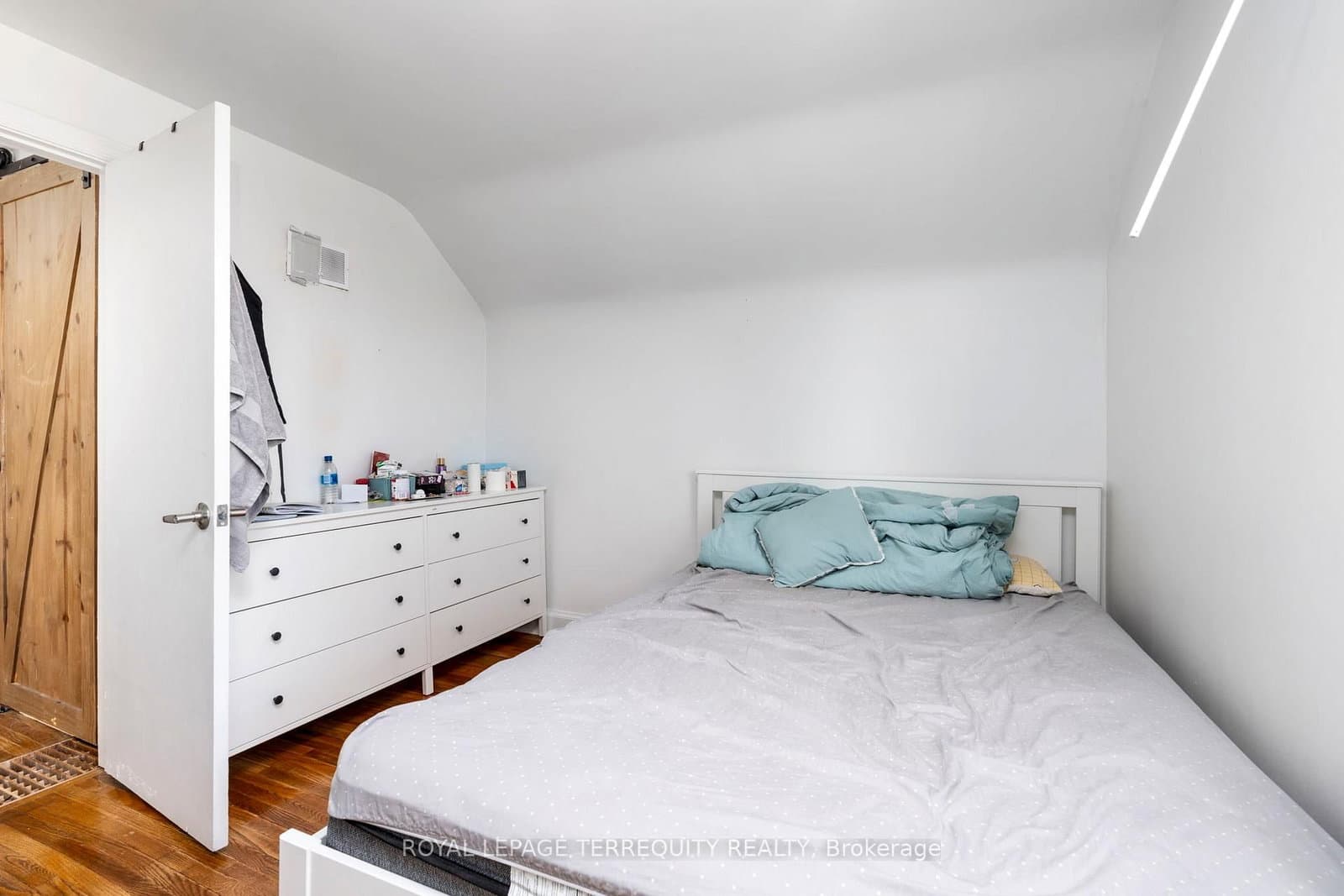 64 Pelmo Crescent thumbnail 17