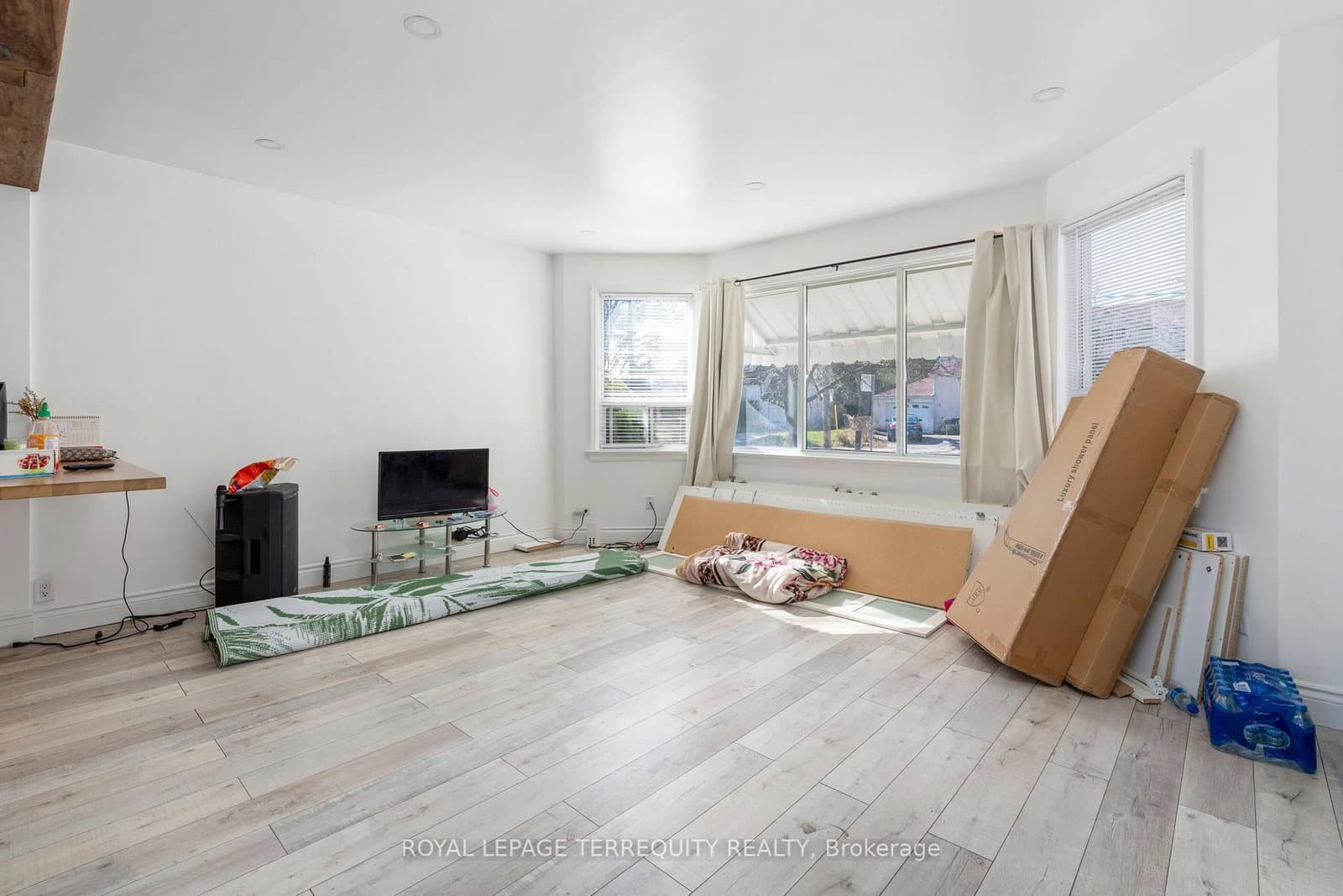 64 Pelmo Crescent thumbnail 5