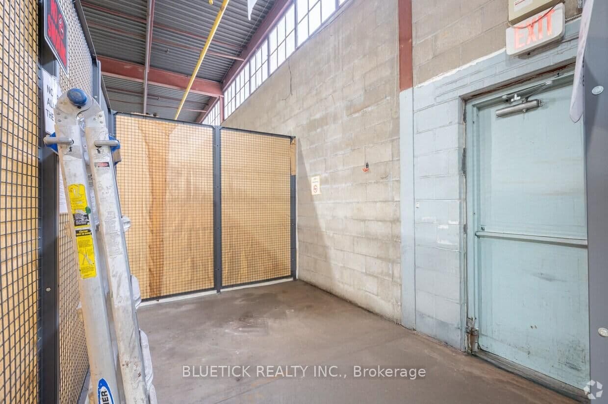 25 Tangiers Road, Unit 3 thumbnail 3