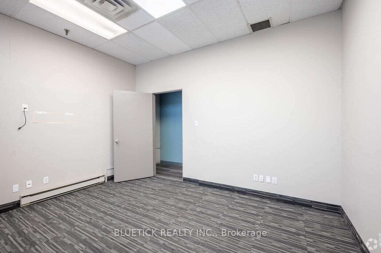 25 Tangiers Road, Unit 3 thumbnail 8