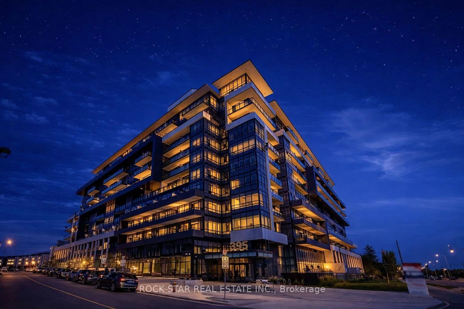 395 Dundas Street W, Unit 601 thumbnail 2
