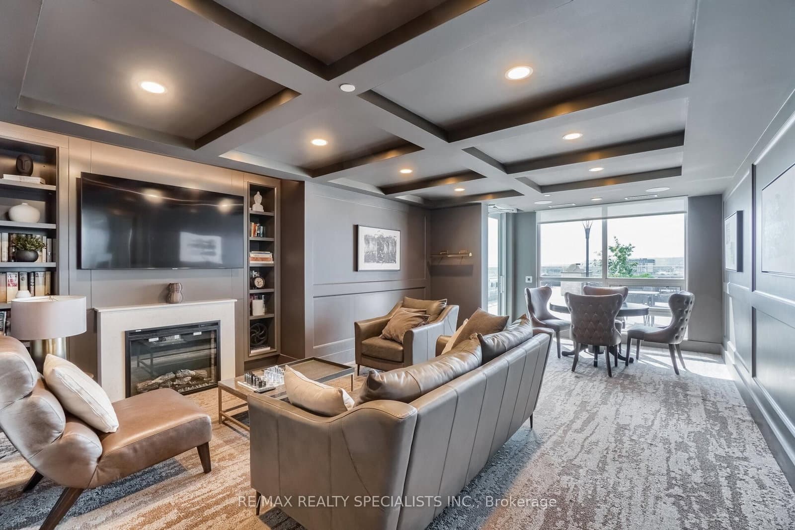1050 E Main Street E, Unit 405 thumbnail 22
