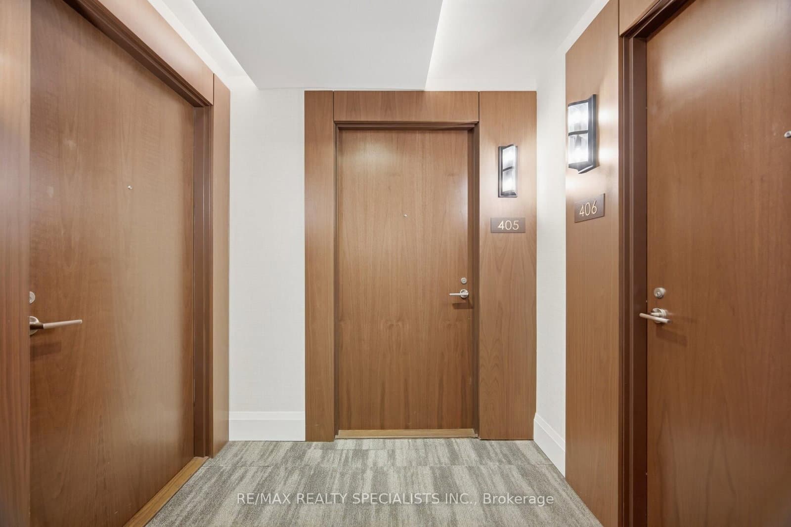 1050 E Main Street E, Unit 405 thumbnail 5