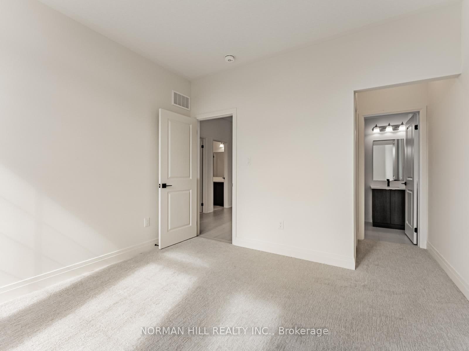 15 Lilestone Drive thumbnail 26