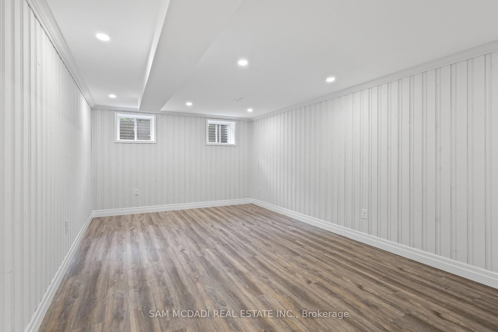 2535 Robin Drive thumbnail 33