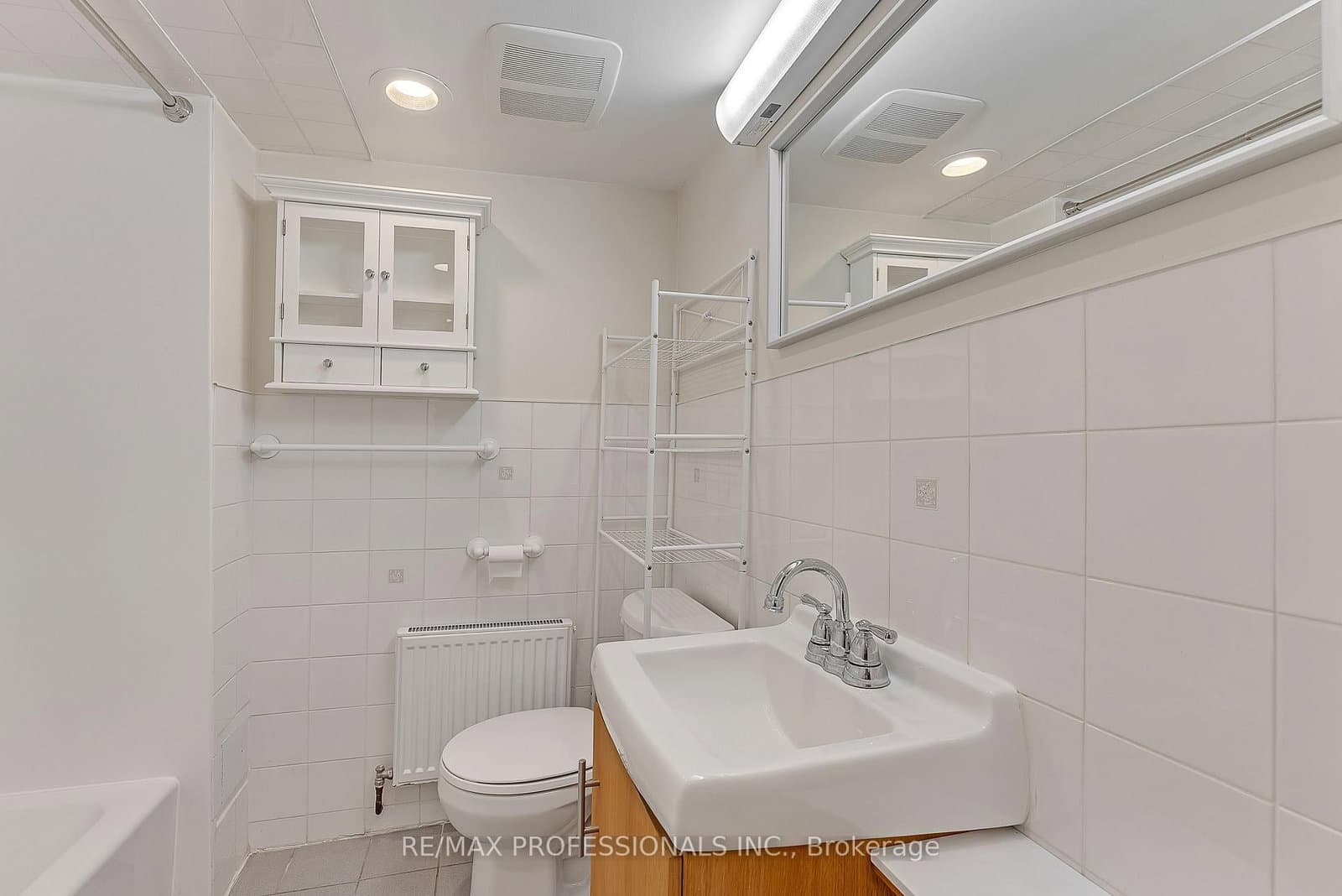 5B Old Mill Drive, Unit Lower thumbnail 18