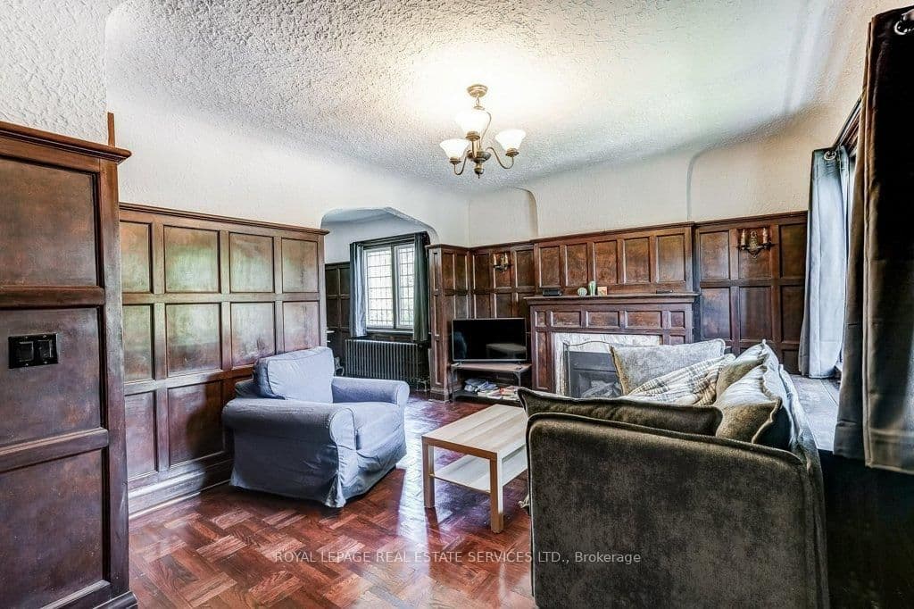 2 Larkin Avenue thumbnail 27